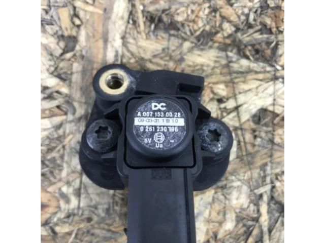 bontott MERCEDES-BENZ E-CLASS Nyomástartó Szelep