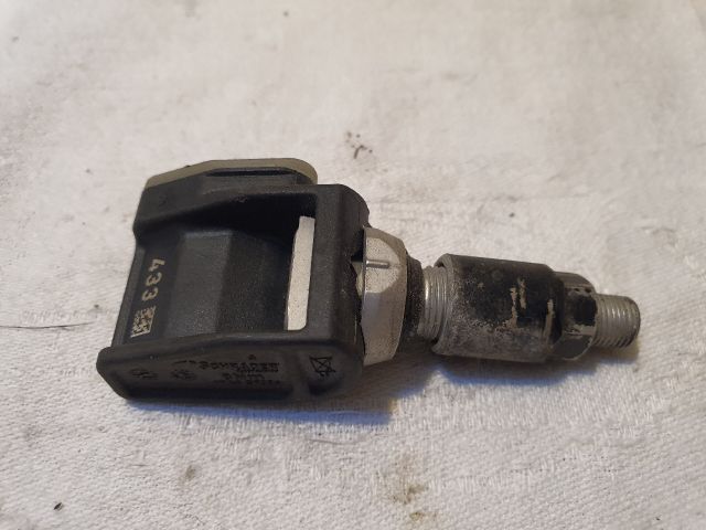 bontott MERCEDES-BENZ E-CLASS Okos Kerékszelep