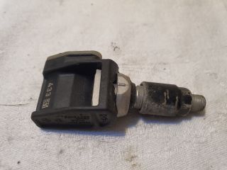 bontott MERCEDES-BENZ E-CLASS Okos Kerékszelep