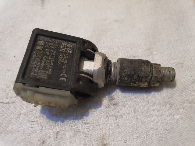 bontott MERCEDES-BENZ E-CLASS Okos Kerékszelep