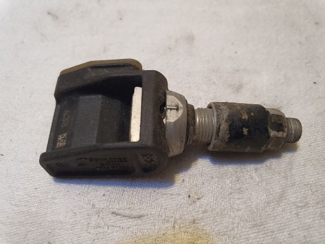 bontott MERCEDES-BENZ E-CLASS Okos Kerékszelep