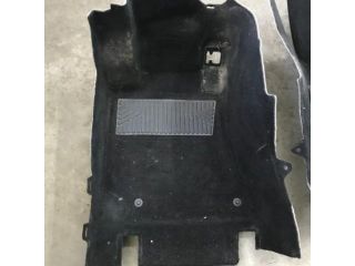 bontott MERCEDES-BENZ E-CLASS Padlószőnyeg