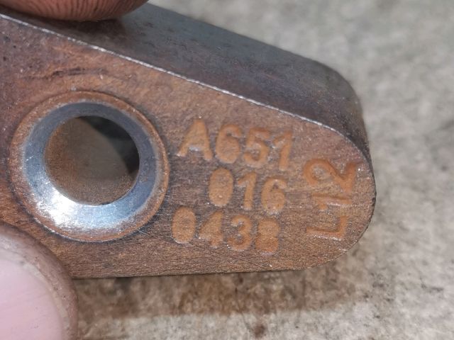 bontott MERCEDES-BENZ E-CLASS Porlasztó Lefogató