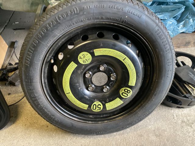 bontott MERCEDES-BENZ E-CLASS Pótkerék