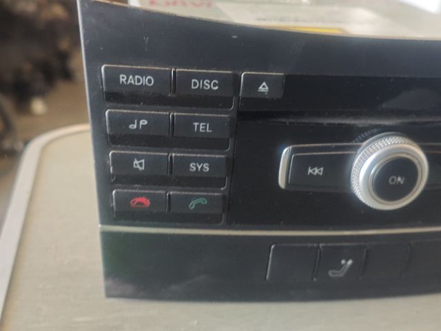 bontott MERCEDES-BENZ E-CLASS Rádió / CD