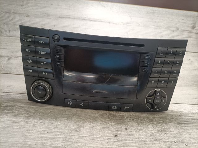 bontott MERCEDES-BENZ E-CLASS Rádió / CD