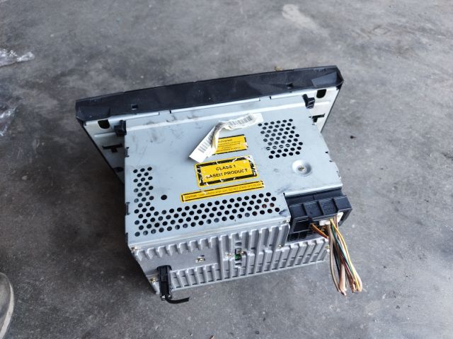 bontott MERCEDES-BENZ E-CLASS Rádió / CD