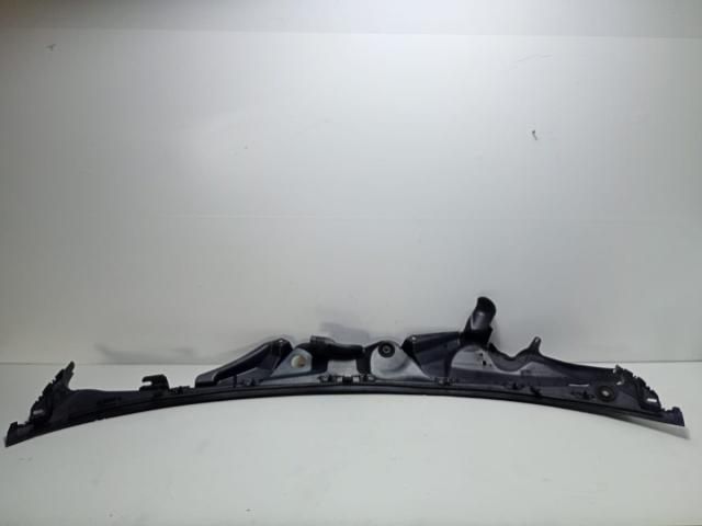 bontott MERCEDES-BENZ E-CLASS Szélvédő Takaró