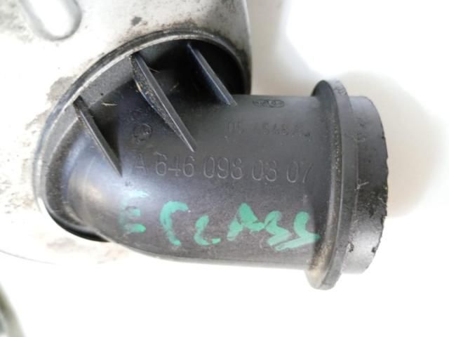 bontott MERCEDES-BENZ E-CLASS Szívás Zaj Csökkentő Doboz