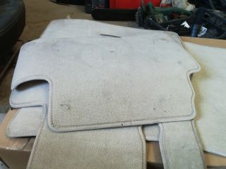 bontott MERCEDES-BENZ E-CLASS Szőnyeg Szett