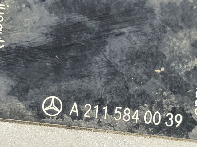 bontott MERCEDES-BENZ E-CLASS Tankajtó