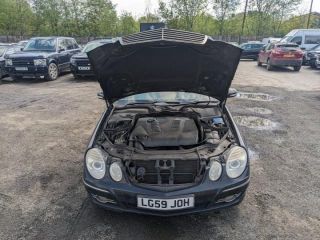 bontott MERCEDES-BENZ E-CLASS Tankajtó