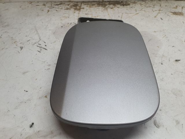 bontott MERCEDES-BENZ E-CLASS Tankajtó