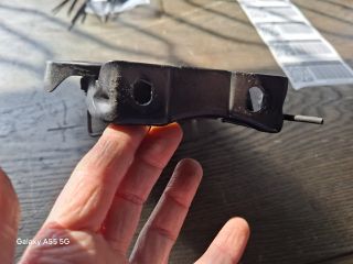 bontott MERCEDES-BENZ E-CLASS Tankajtó