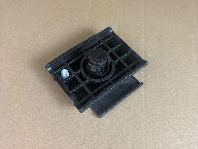 bontott MERCEDES-BENZ E-CLASS Tartó Bak