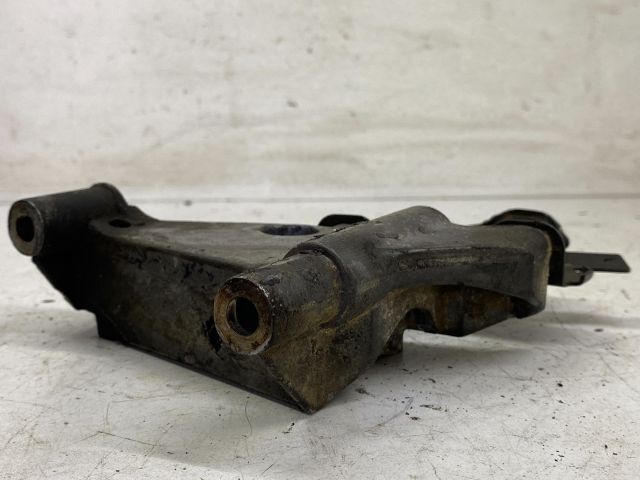 bontott MERCEDES-BENZ E-CLASS Tartó Bak