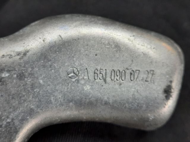 bontott MERCEDES-BENZ E-CLASS Tartó Bak