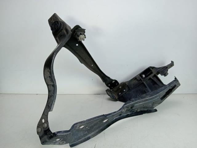 bontott MERCEDES-BENZ E-CLASS Tartó Bak