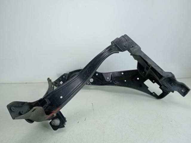 bontott MERCEDES-BENZ E-CLASS Tartó Bak