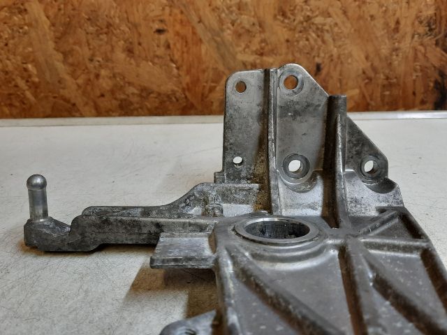 bontott MERCEDES-BENZ E-CLASS Tartó Bak