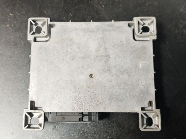 bontott MERCEDES-BENZ E-CLASS Telefon Elektronika