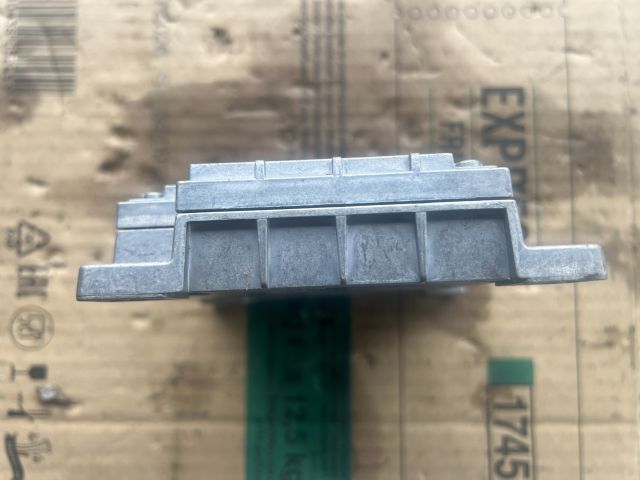 bontott MERCEDES-BENZ E-CLASS Telefon Elektronika