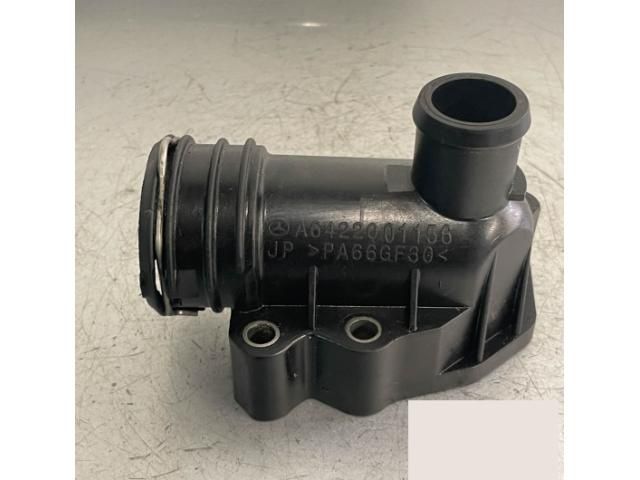 bontott MERCEDES-BENZ E-CLASS Termosztátház