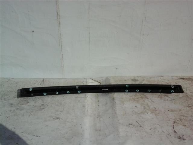 bontott MERCEDES-BENZ E-CLASS Tető Díszléc