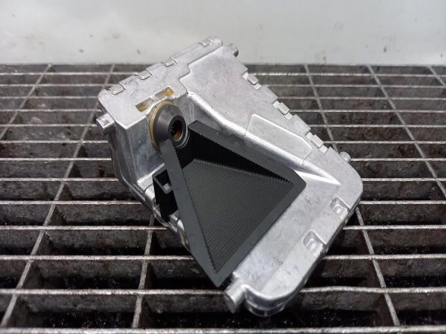 bontott MERCEDES-BENZ E-CLASS Tolatókamera