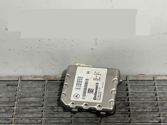 bontott MERCEDES-BENZ E-CLASS Tolatókamera