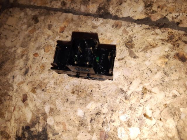 bontott MERCEDES-BENZ E-CLASS Tolatóradar Kapcsoló