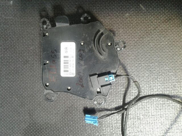 bontott MERCEDES-BENZ E-CLASS Ülés Elektronika