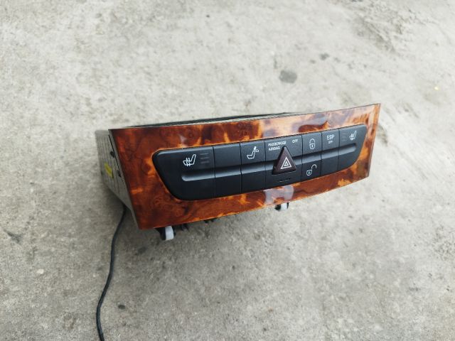 bontott MERCEDES-BENZ E-CLASS Ülésfűtés Kapcsoló Pár