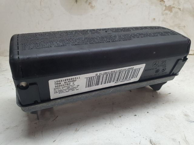 bontott MERCEDES-BENZ E-CLASS Utasoldali Légzsák