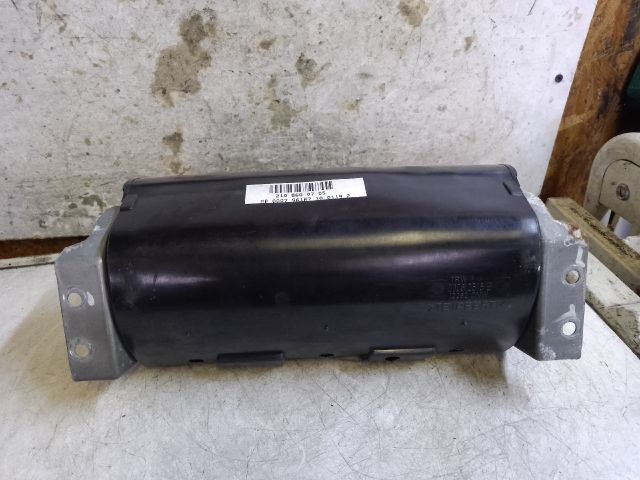 bontott MERCEDES-BENZ E-CLASS Utasoldali Légzsák