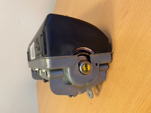 bontott MERCEDES-BENZ E-CLASS Utasoldali Légzsák