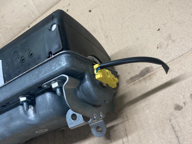 bontott MERCEDES-BENZ E-CLASS Utasoldali Légzsák