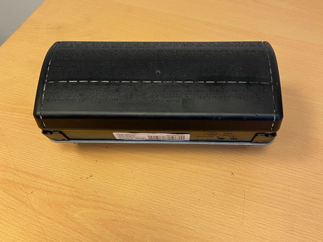 bontott MERCEDES-BENZ E-CLASS Utasoldali Légzsák