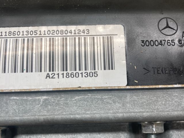 bontott MERCEDES-BENZ E-CLASS Utasoldali Légzsák