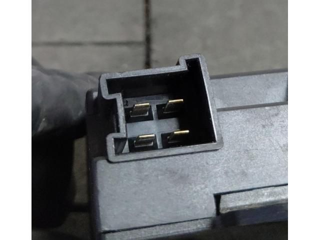 bontott MERCEDES-BENZ E-CLASS Üzemanyag Befecskendező Vezérlő