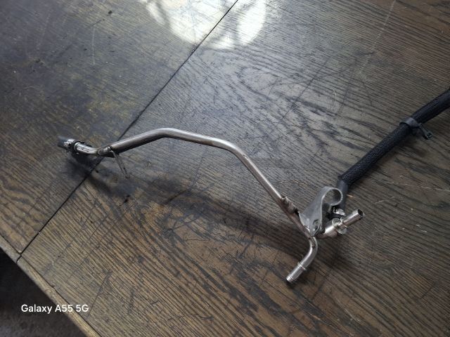 bontott MERCEDES-BENZ E-CLASS Üzemanyagcső