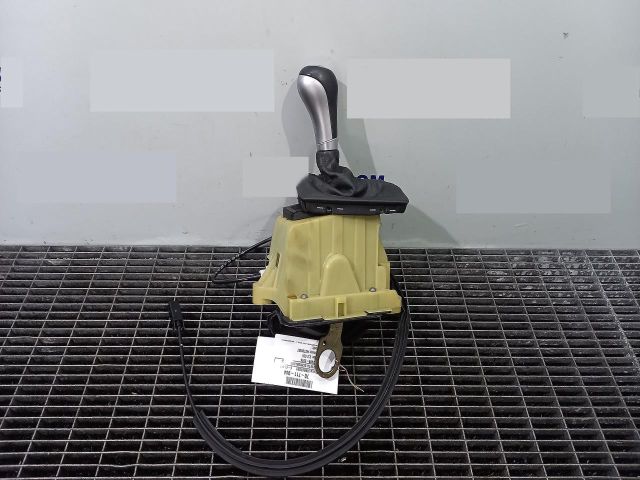 bontott MERCEDES-BENZ E-CLASS Váltógomb