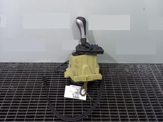 bontott MERCEDES-BENZ E-CLASS Váltógomb