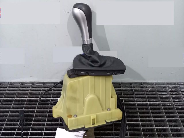 bontott MERCEDES-BENZ E-CLASS Váltógomb