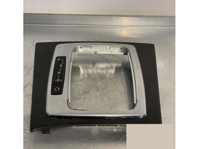 bontott MERCEDES-BENZ E-CLASS Váltókar Keret