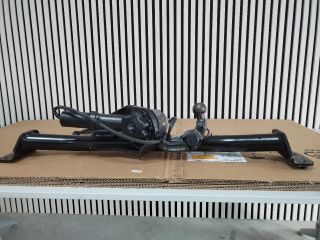 bontott MERCEDES-BENZ E-CLASS Vonóhorog