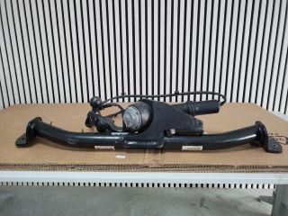 bontott MERCEDES-BENZ E-CLASS Vonóhorog