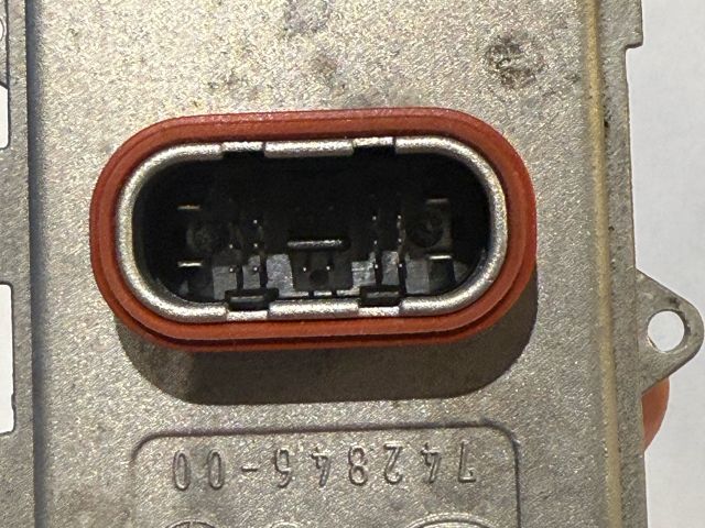 bontott MERCEDES-BENZ E-CLASS Xenon Trafó