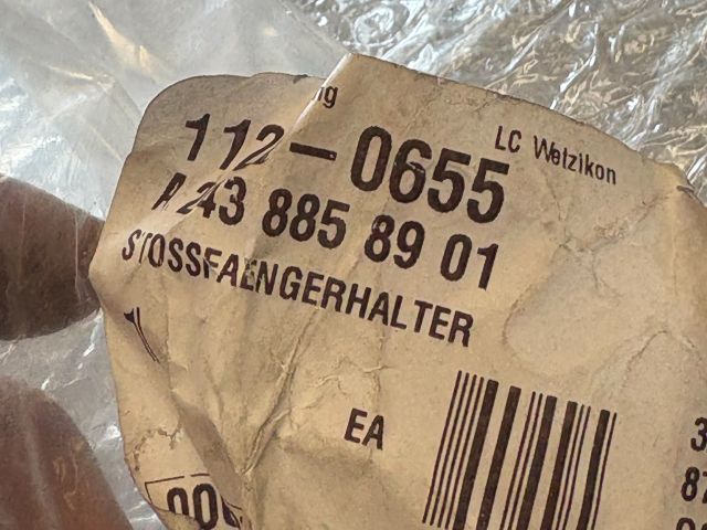 bontott MERCEDES-BENZ EQA Bal első Lökhárító Tartó (Műanyag)