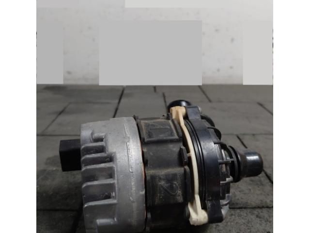 bontott MERCEDES-BENZ EQA Vízpumpa